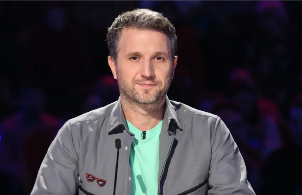 De ce unii copii resimt efecte pe termen lung în absența unui părinte, în timp ce alții se dezvoltă armonios? Învățătura subtilă din experiența lui Andi Moisescu.