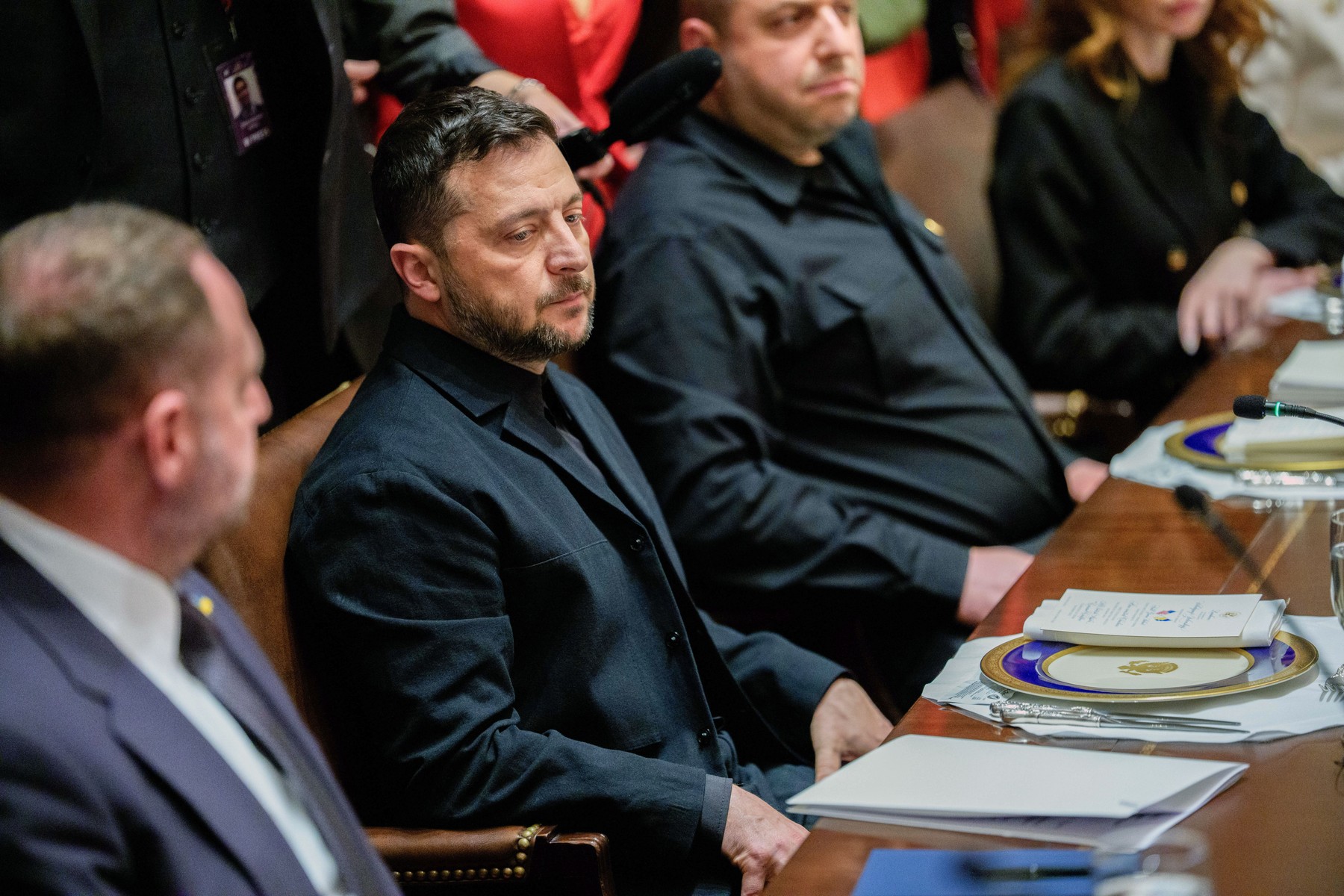 Ucraina respinge afirmațiile privind intenția de a organiza alegeri prezidențiale și un referendum pentru pace în primăvară.