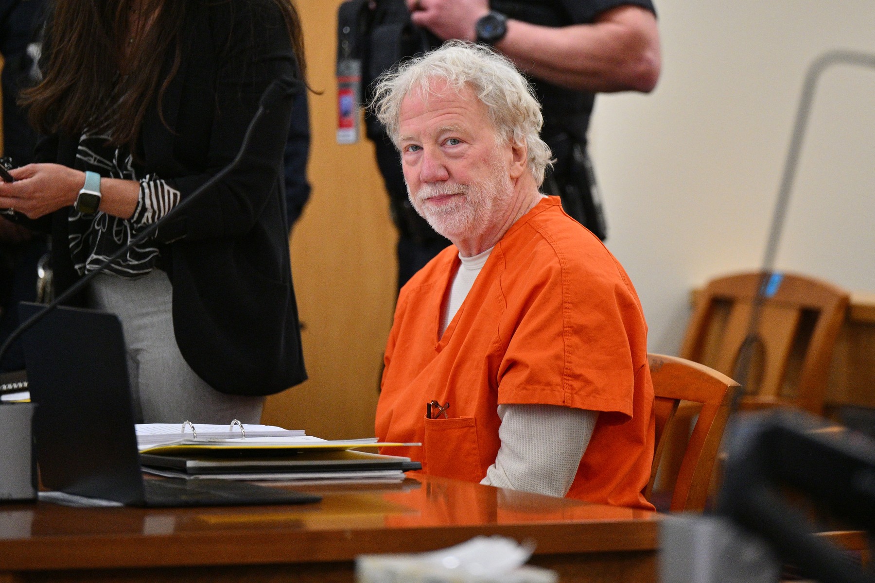 Timothy Busfield, acuzat oficial de abuzuri sexuale asupra unor gemeni. Cazul actorului din cunoscuta serie „The West Wing”
