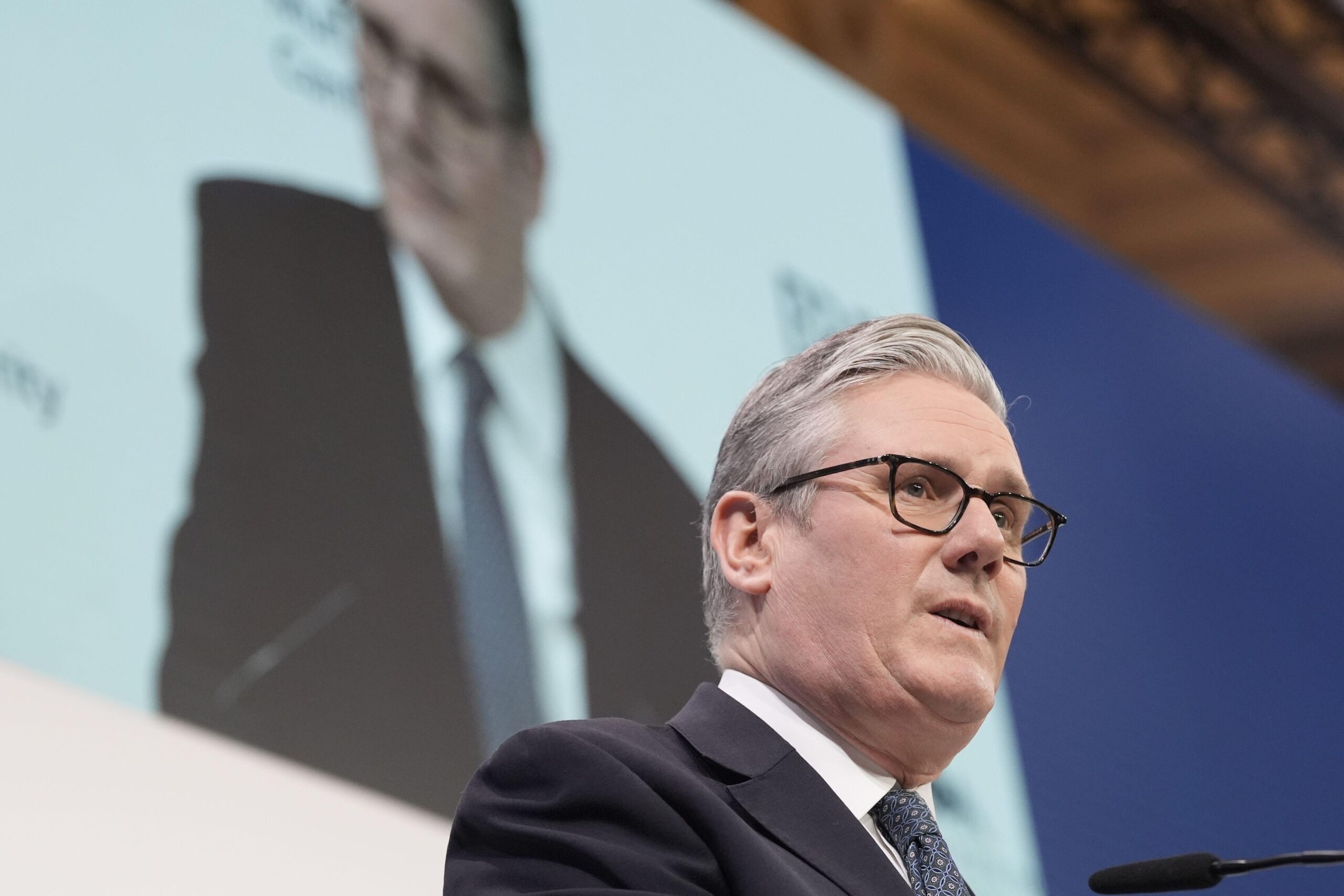 Premierul britanic Starmer: Europa reprezintă „un gigant adormit” în ceea ce privește apărarea