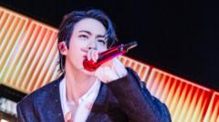 Starurile pop BTS electrizează centrul istoric al Seulului cu concertul lor de revenire