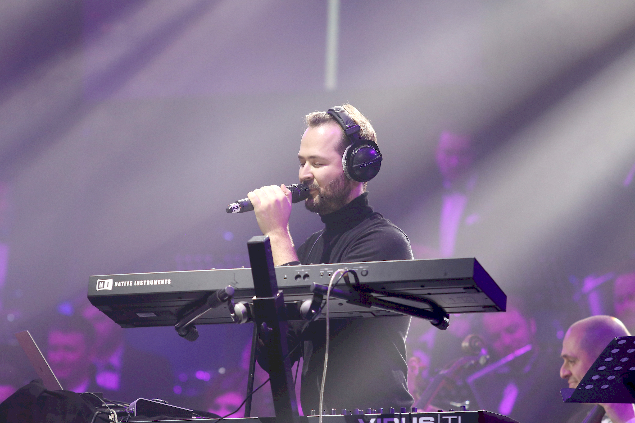 Explorează „HYPERBOREA”, universul sonor conceput de Edward Maya. O experiență deosebită te așteaptă pe 18 noiembrie, la Sala Palatului.