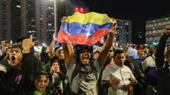 Venezuelenii din Miami și Caracas sărbătoresc victoria istorică în fața SUA la WBC.