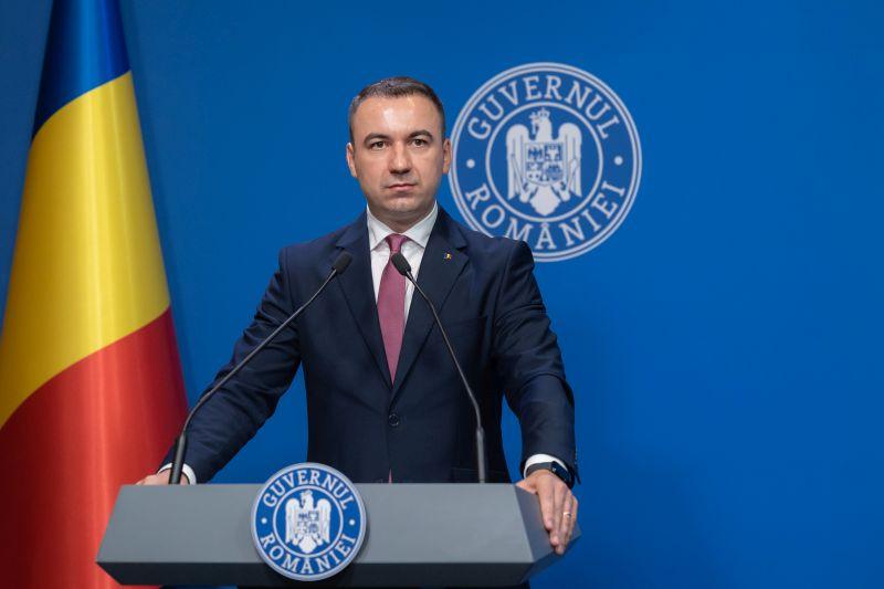 Ministrul Energiei nu poate prezice impactul măsurilor anunțate de Guvern asupra prețului la pompă. „Există un alt scenariu pe masa premierului. Aștept o decizie.”