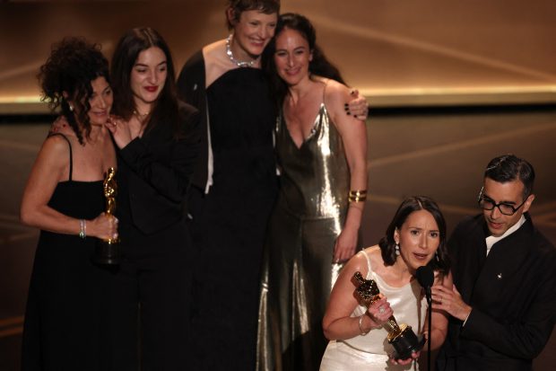 Premiile Oscar 2026 – O româncă a obținut premiul Oscar pentru cel mai bun scurtmetraj live-action! Sean Penn a fost desemnat cel mai bun actor în rol secundar.