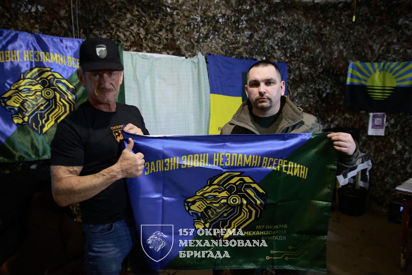 Actorul Sean Penn a ajuns aproape de linia frontului din Ucraina. Mesajul adresat soldaților.