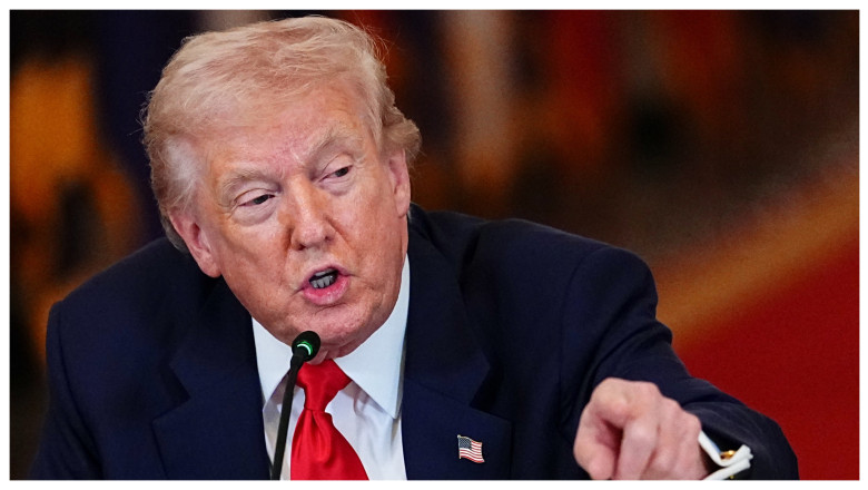 Trump avertizează: Voi prelua controlul asupra petrolului iranian dacă nu se ajunge la un acord. SUA au furnizat arme protestatarilor.
