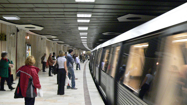 Biletele de metrou ar putea avea o creștere de preț începând de luna viitoare. Ce sumă sugerează conducerea Metrorex?