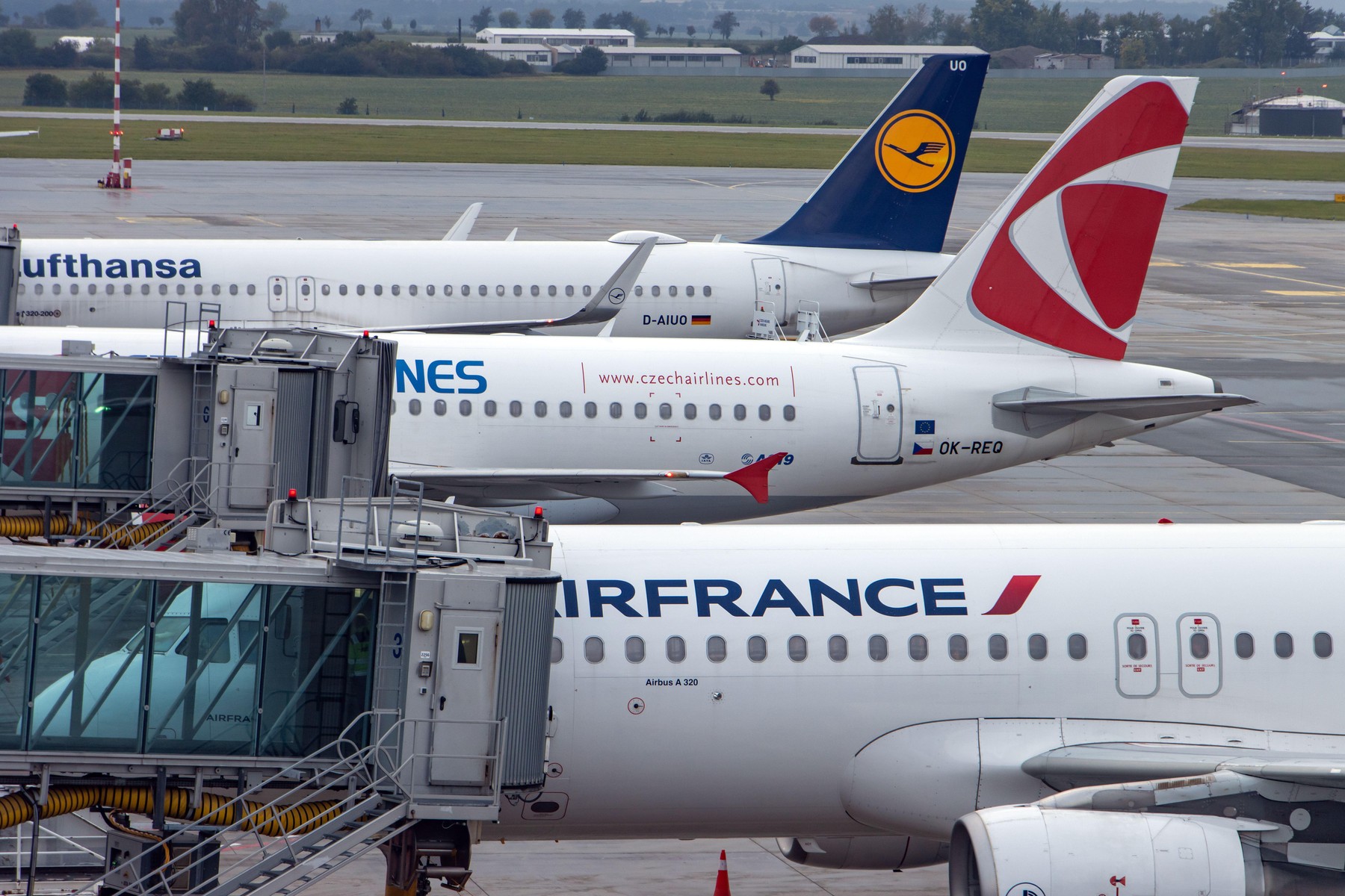 Obiectivul stabilit de UE pentru industria aeronautică: 20.000 de avioane „verzi” până în 2050