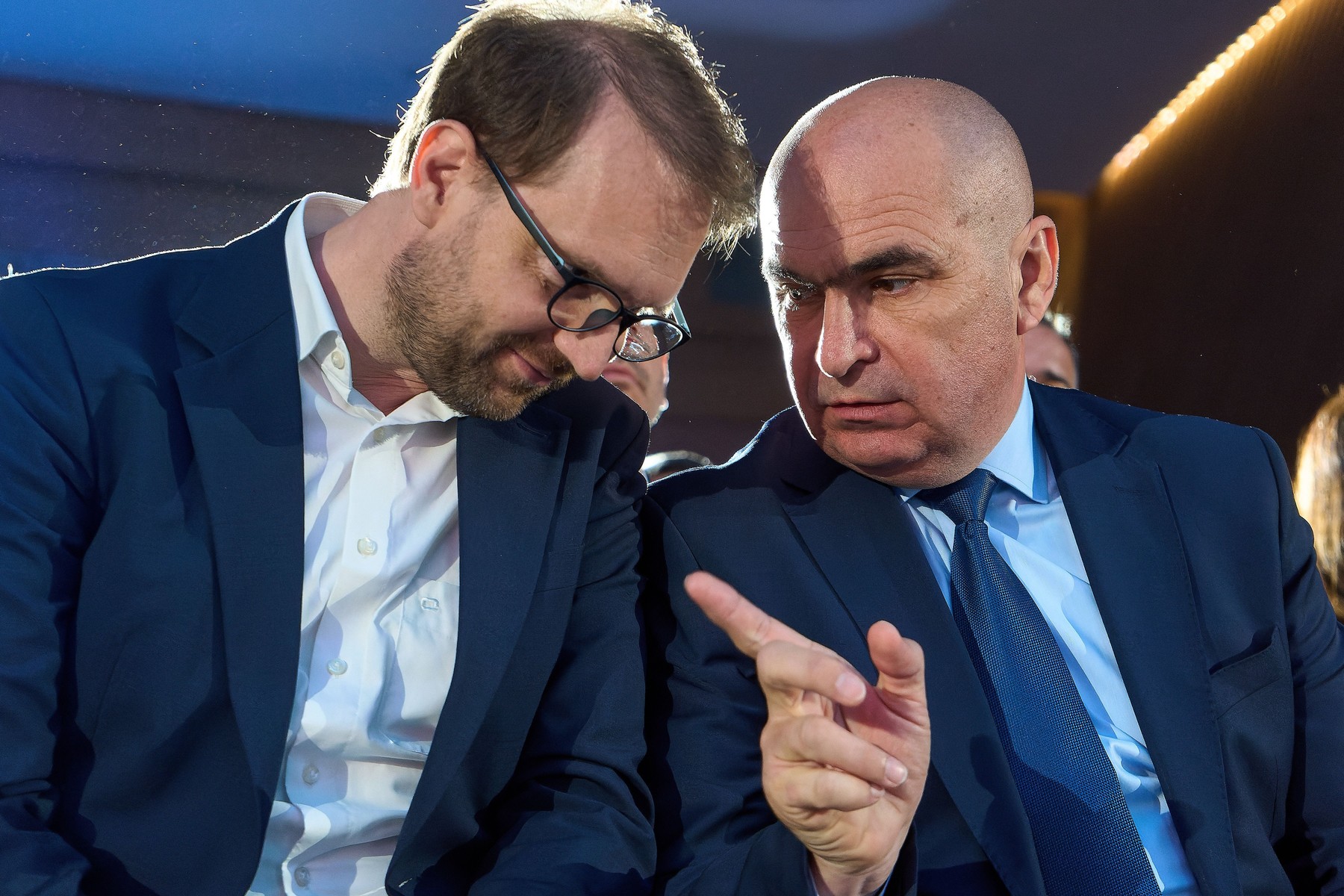 PNL și USR colaborează în timpul referendumului PSD referitor la soarta lui Bolojan. „Există o coordonare, la fel ca acum trei săptămâni”