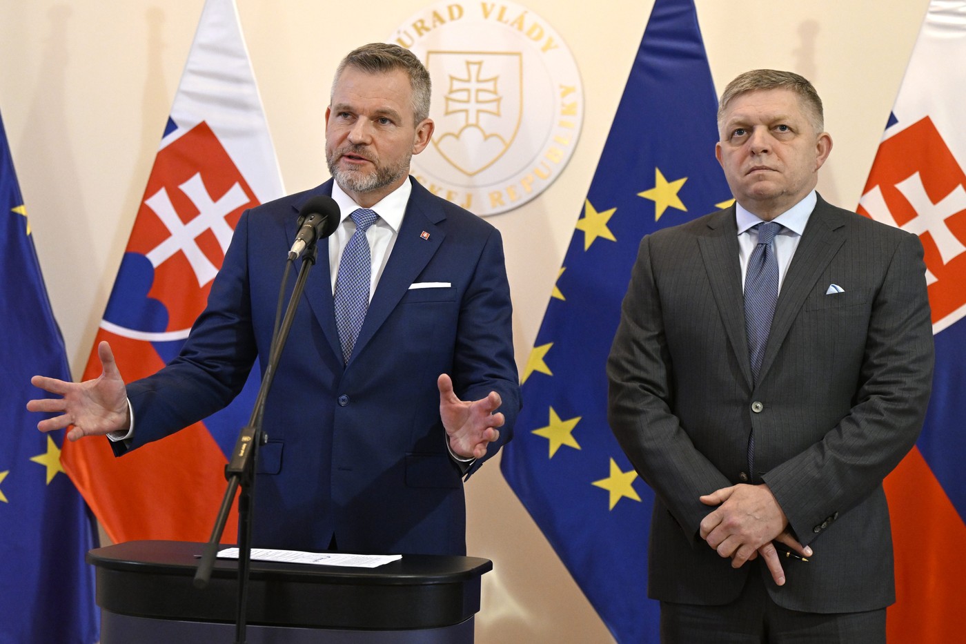 În Slovacia, președintele organizează un referendum pentru reînființarea parchetului anticorupție, care a fost desființat de premierul Fico.
