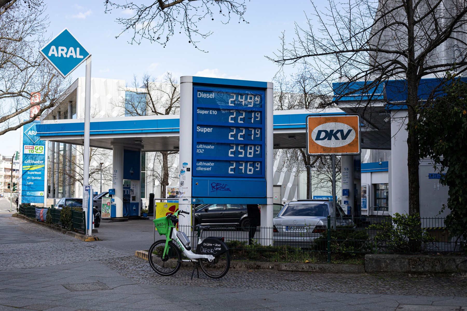 Premieră în Germania: Prețul litrului de motorină la pompă a atins un nou nivel