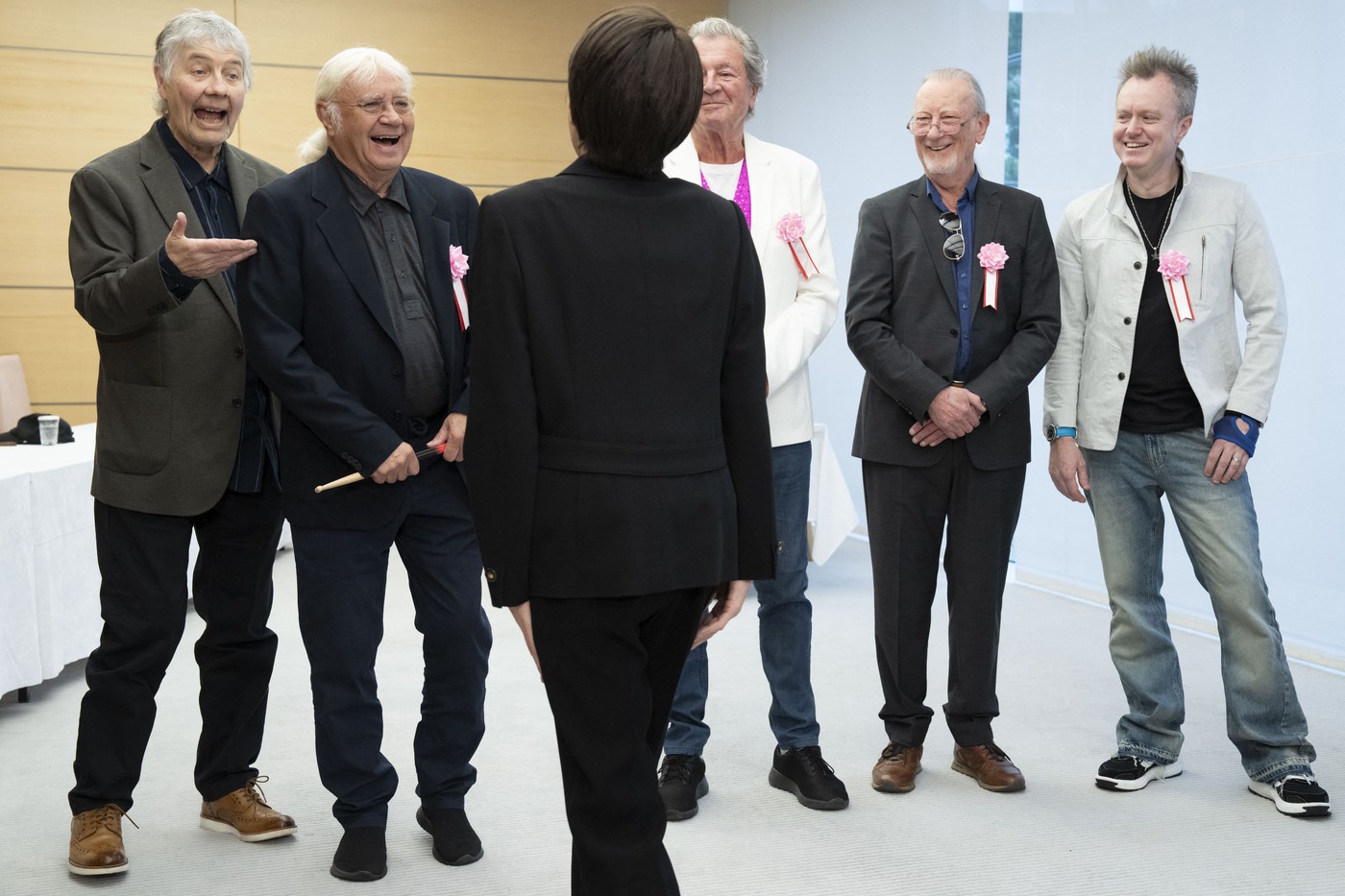 Trupa Deep Purple, întâlnire cu o fană dedicată: prim-ministra Japoniei