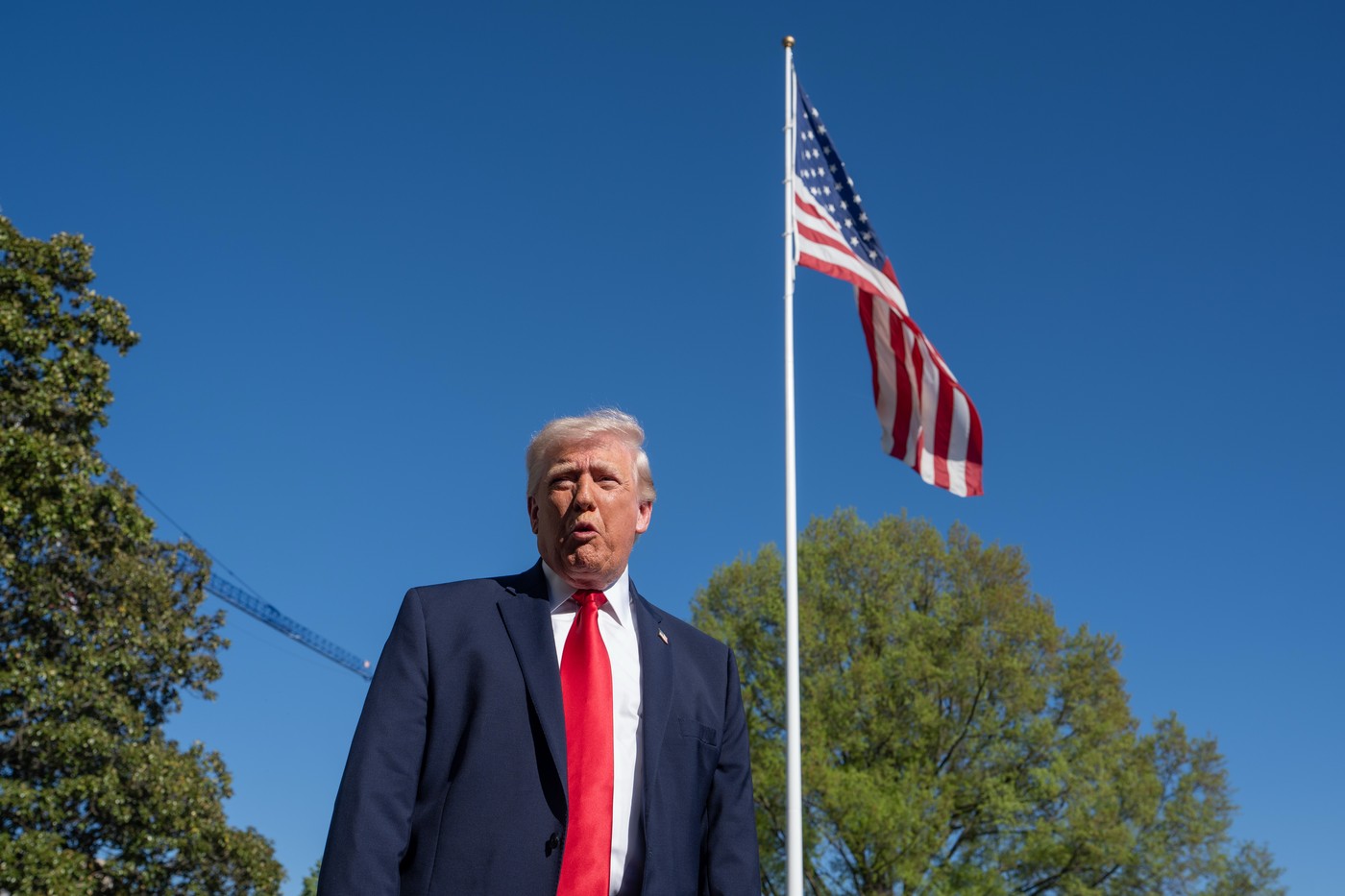 Trump anunță extinderea armistițiului dintre Israel și Liban cu trei săptămâni.