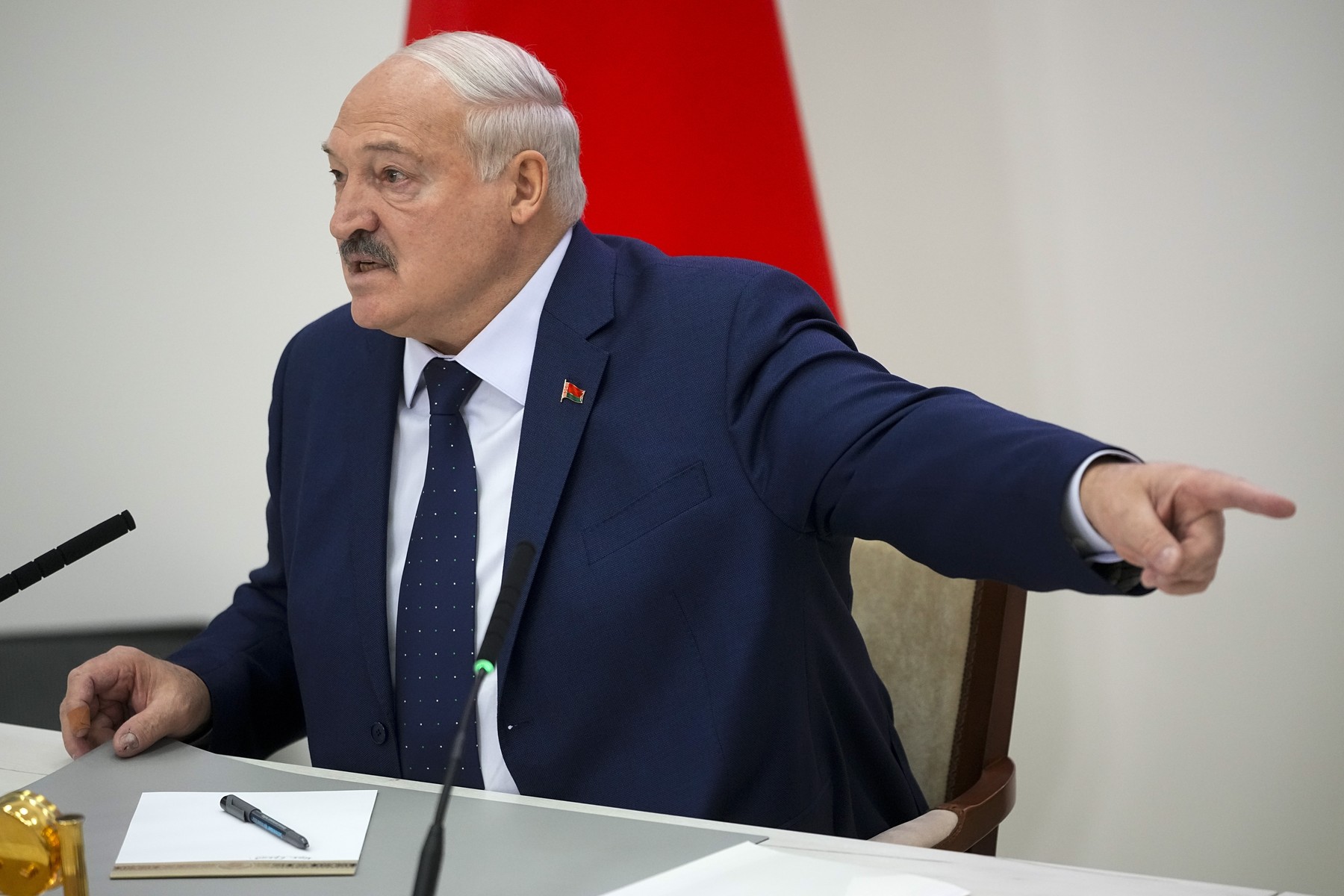 Lukașenko o exclude pe Giorgia Meloni dintr-un posibil dialog cu Moscova, remarca liderului belarus stârnind controverse.
