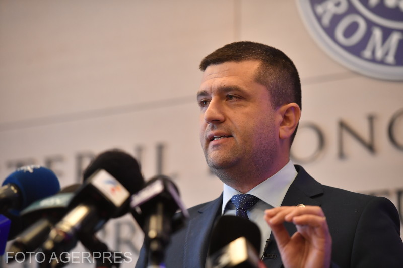 „Militarii realizează lucruri impresionante cu resursele disponibile”, afirmă ministrul Apărării. Miruță recunoaște că este necesar sprijinul NATO.