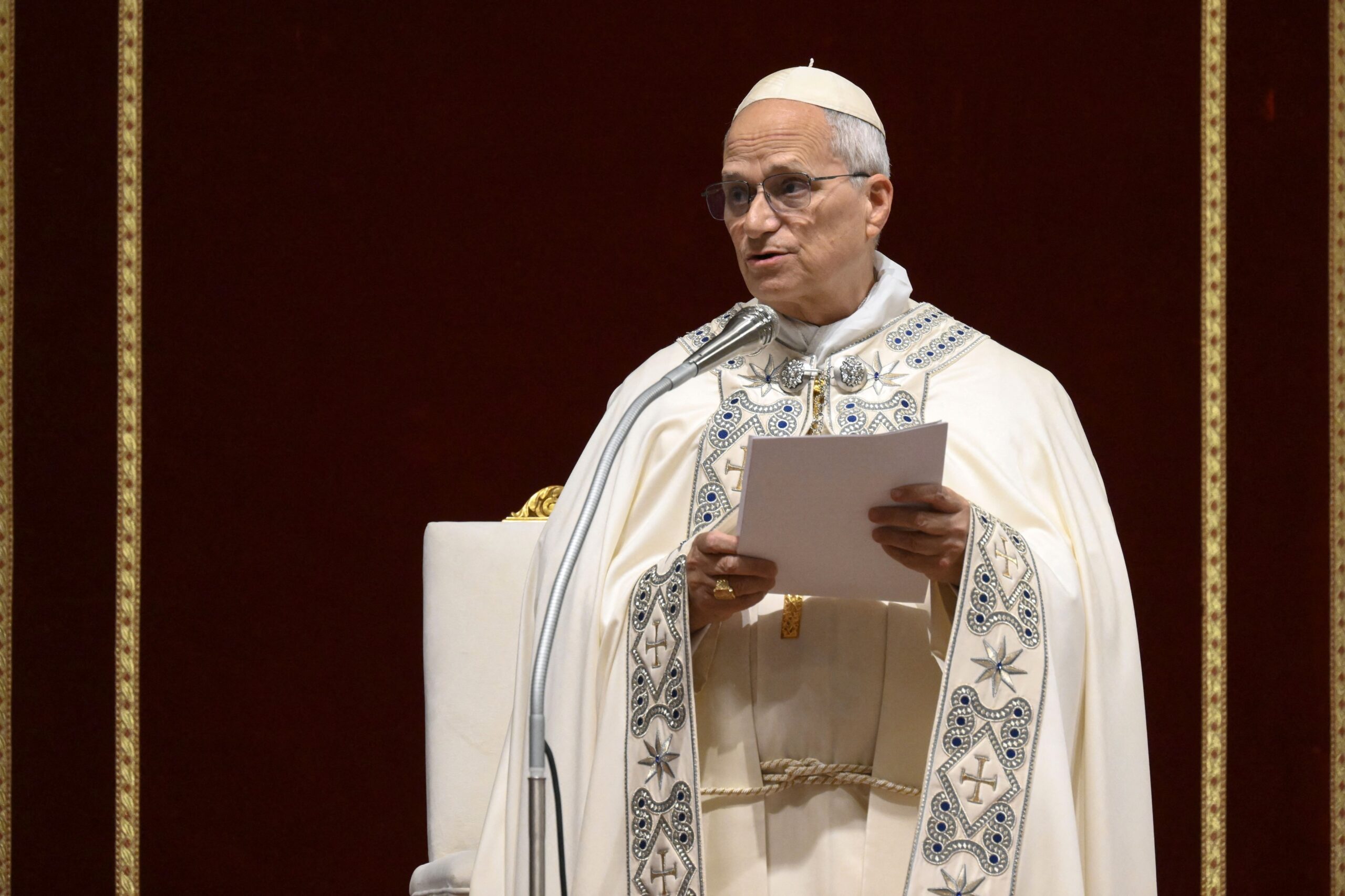 Papa Leon a desemnat o a treia femeie în fruntea unui departament de la Vatican.