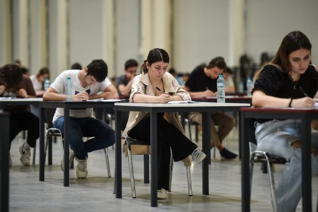 Examenul de Bacalaureat la Istorie 2026 pentru elevii de la uman se desfășoară astăzi.