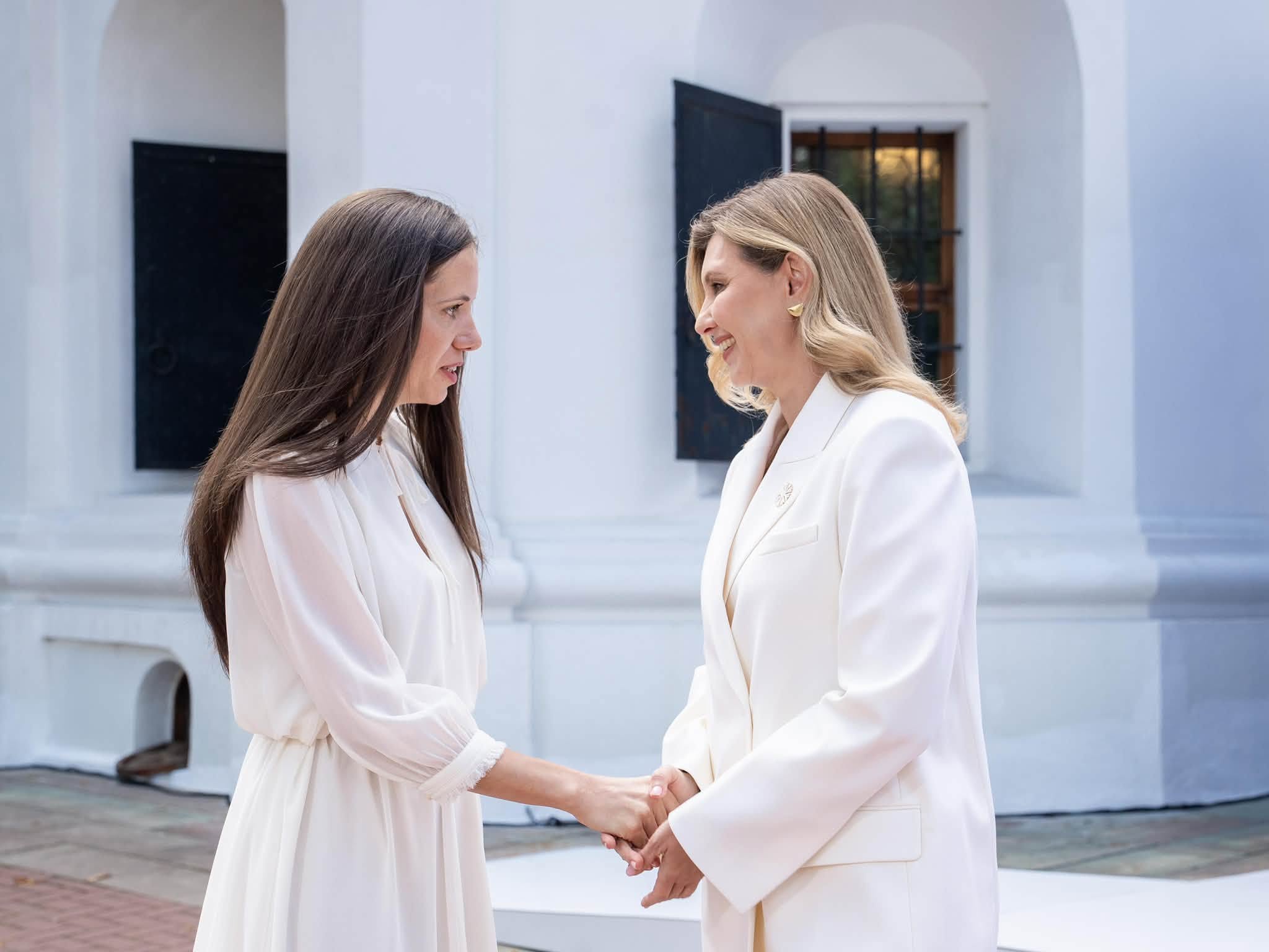 Propunerea de cuvânt a Mirabelei Grădinaru la summitul organizat de Olena Zelenska la Kiev, unde s-a lansat un vocabular global al rezistenței.