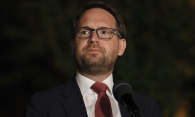USR acuză CCR de „încălcarea Constituției”. Fritz: „Putem fi liniștiți: a motivat CCR-PSD că sancțiunea nu se aplică mie, ci mandatului meu”