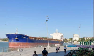 Incident maritim în Portul Tulcea: un vapor scăpat de sub control a scufundat două ambarcațiuni și a lovit alte cinci, precum și două pontoane.