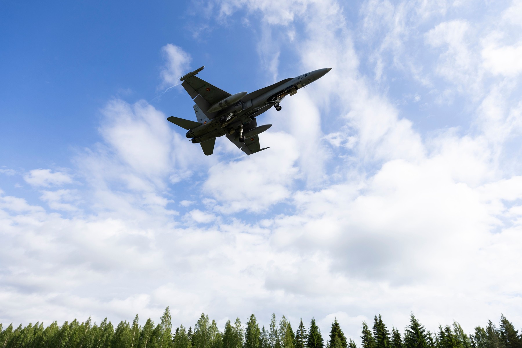 Alertă în Finlanda: autoritățile bănuiesc că un avion rusesc a intrat ilegal în spațiul aerian