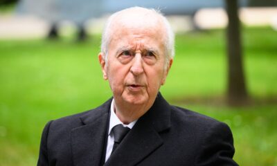 Édouard Balladur, fost premier al Franței, a decedat la vârsta de 97 de ani. De la guvernul de „coabitare” până la candidatura împotriva prietenului său.