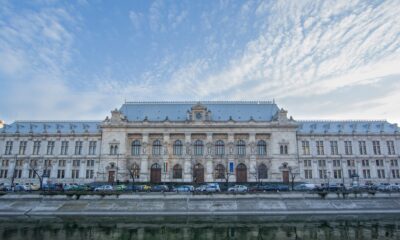 Un fost adjunct al șefului STS evită condamnarea la închisoare. Generalul în rezervă fusese surprins în timp ce accepta mită.