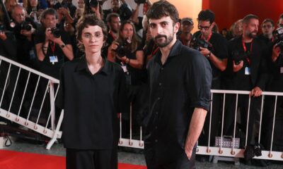 Documentarul ovationat timp de 25 de minute la Festivalul de Film de la Veneția. „Permitem soldaților și ofițerilor să discute despre acțiunile lor”