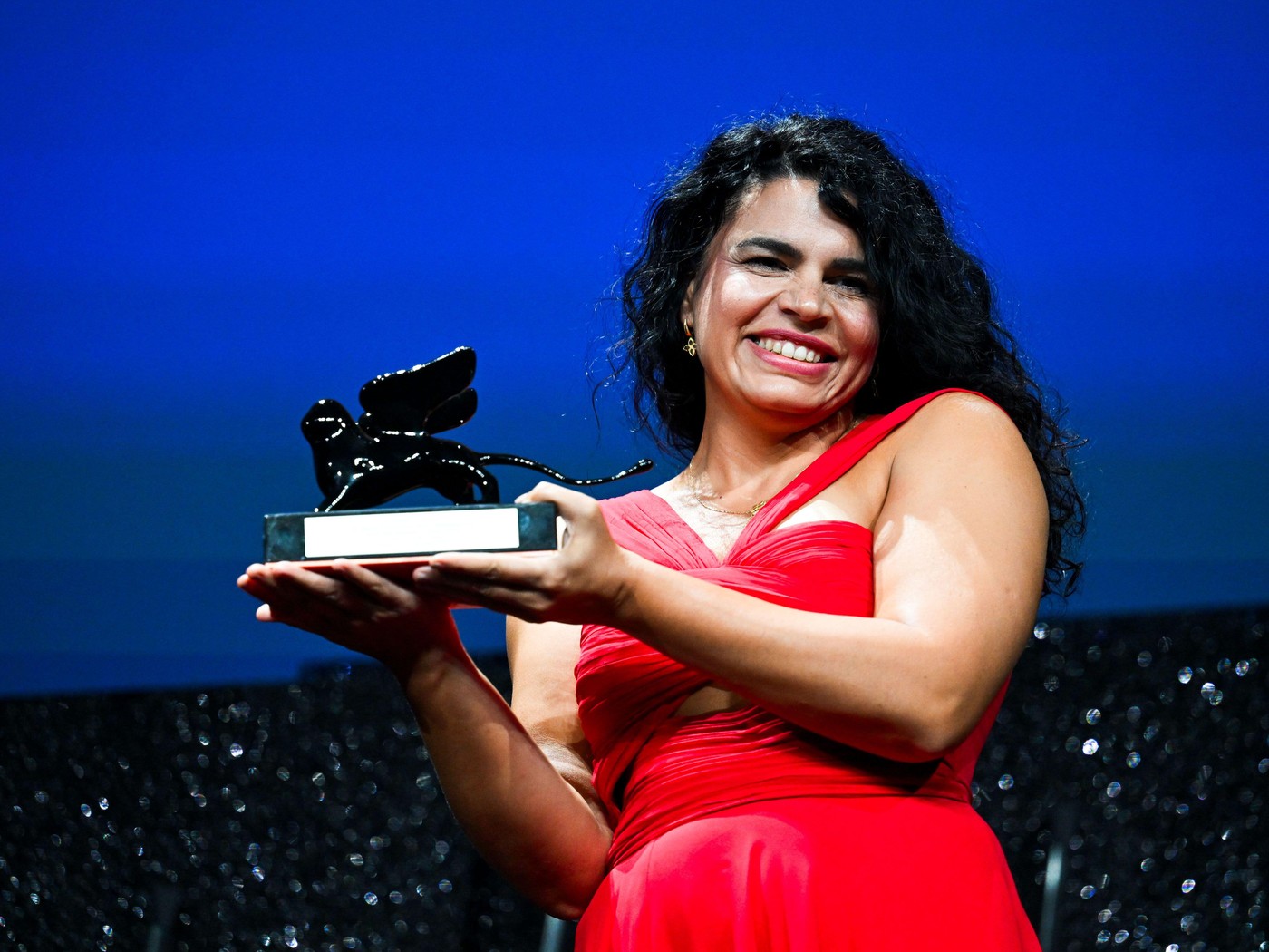 Alina Șerban obține Premiul publicului la Festivalul de la Veneția pentru filmul „Eu contez”